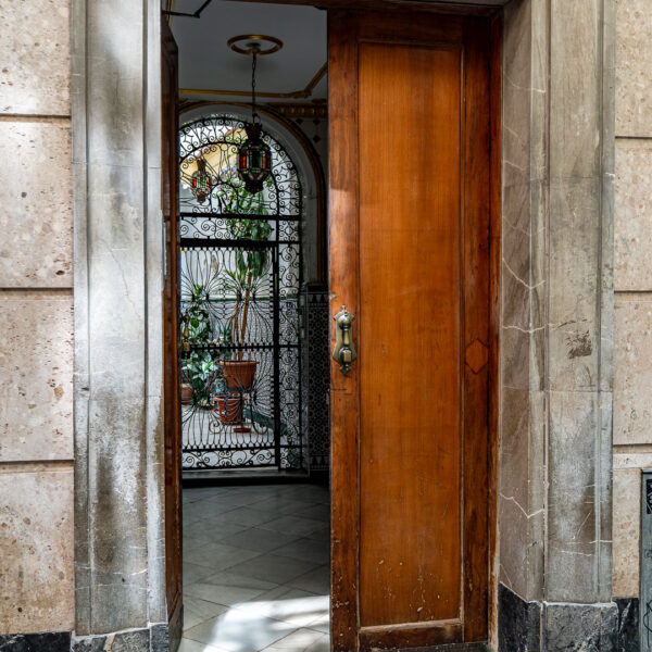 Cadiz Entryway and Facades
